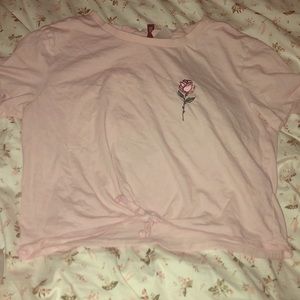This cute, trendy rose pink crop top